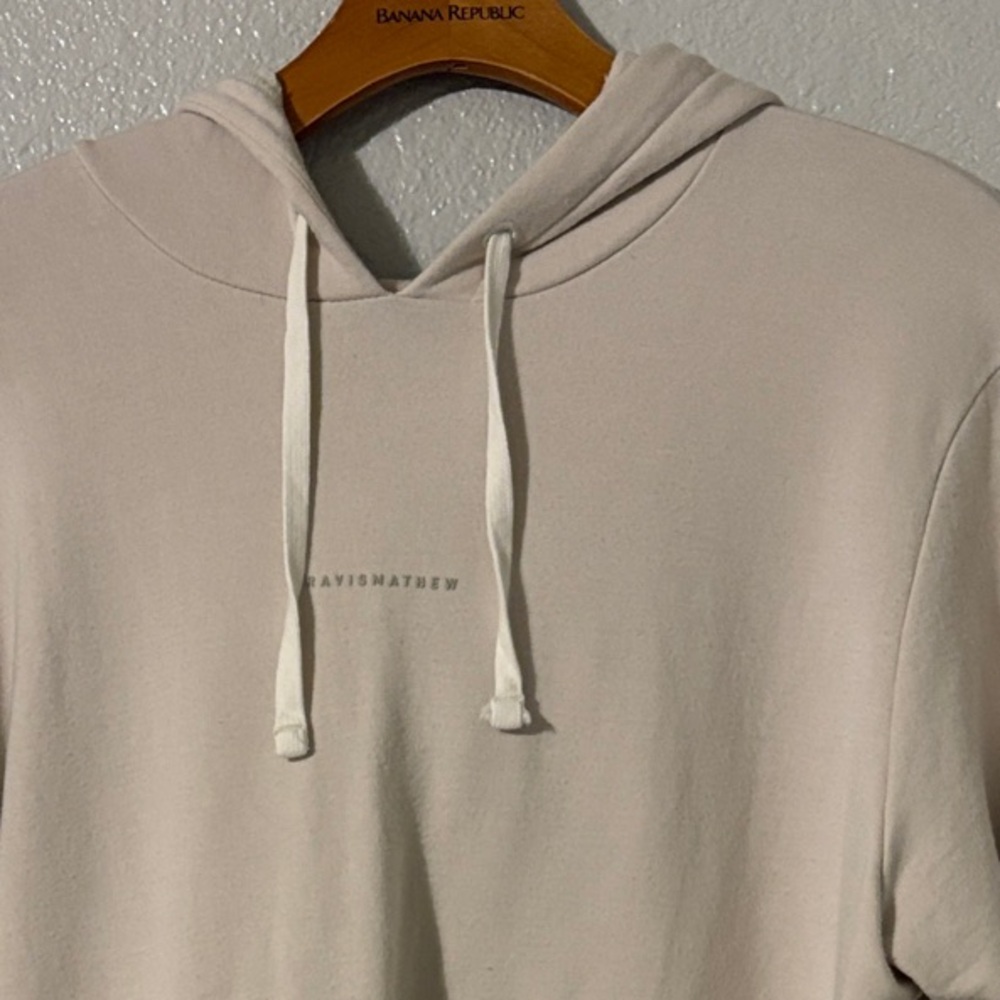 Travis Mathew cloud collection hoodie